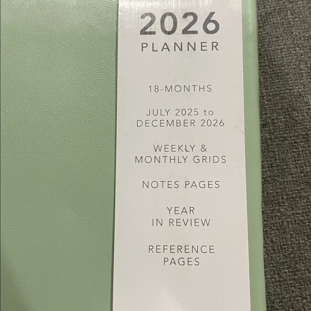 Peanuts-themed Happiness Graphique 2026 18-month Planner 2025-2026